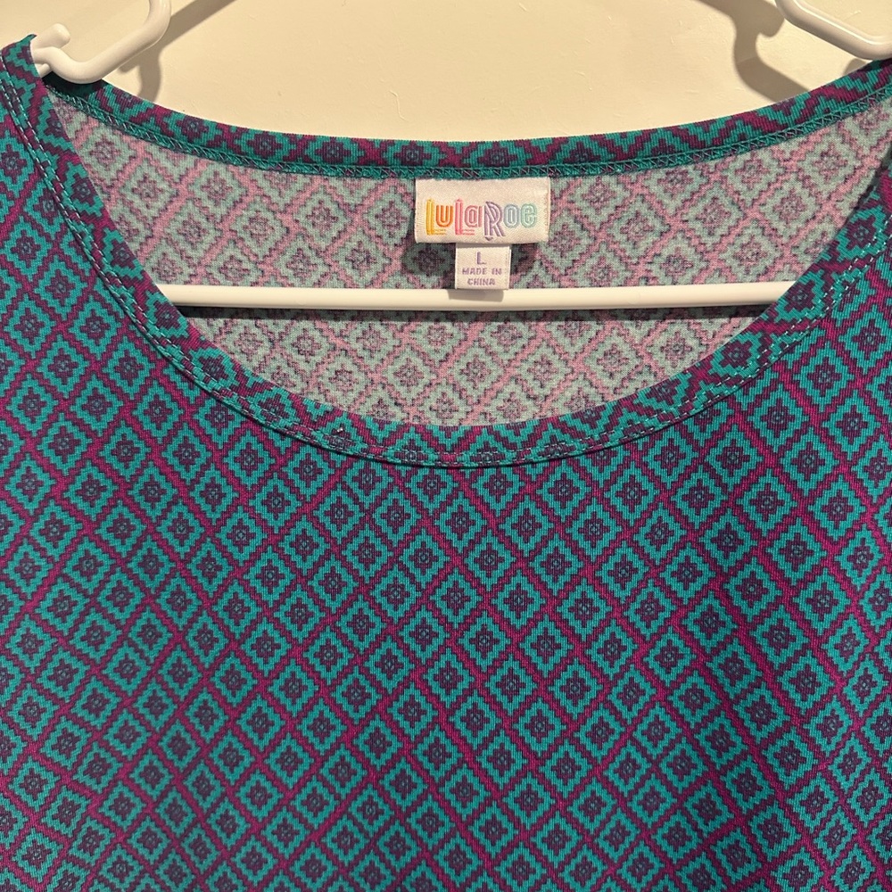 LuLaRoe Teal and Purple Diamond Top